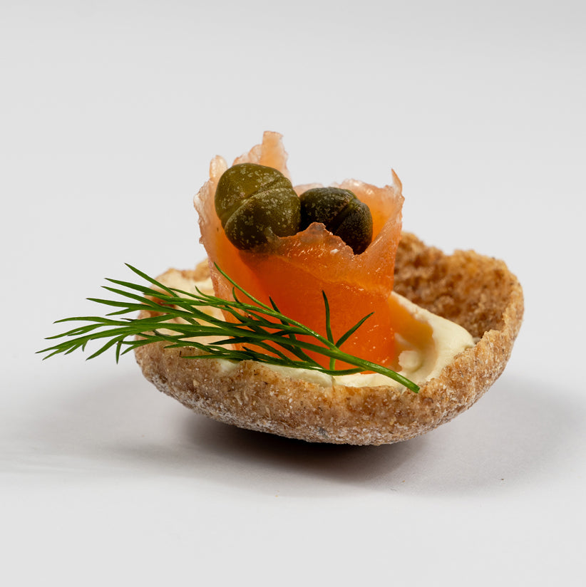 SALMON CANAPE